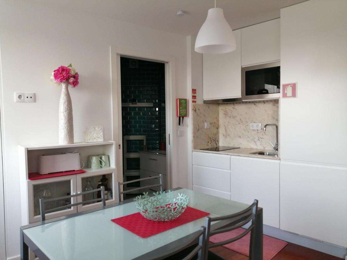 Apartamento Espelho Da Ria No Coracao De Aveiro Exterior foto