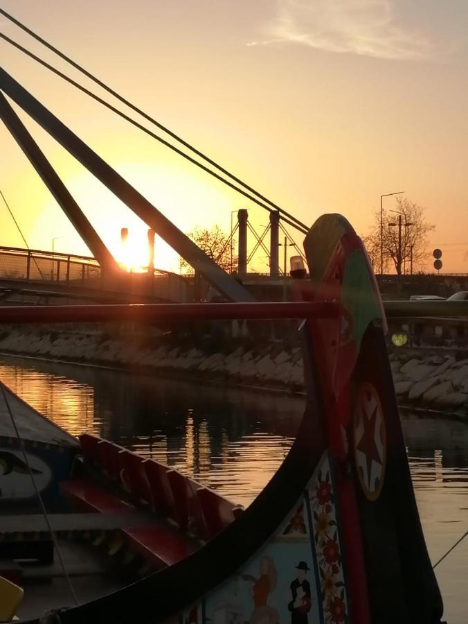 Apartamento Espelho Da Ria No Coracao De Aveiro Exterior foto